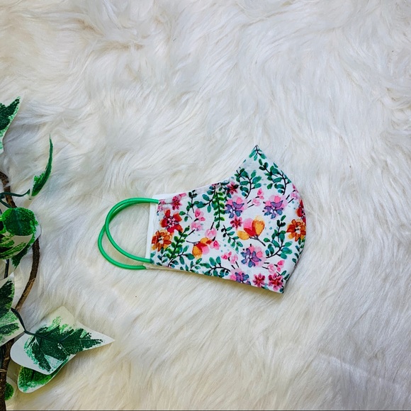 4 FACE MASKS Cloth Floral Adult Washable - Picture 2 of 7